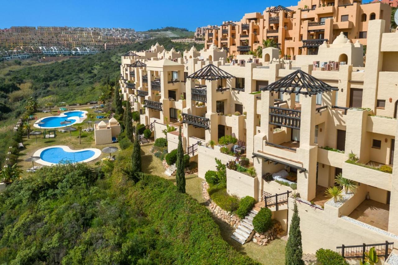 15 First Line Penthouse With Wonderful Seaview Near Duquesa Golf Manilva Andalucia Daire Dış mekan fotoğraf